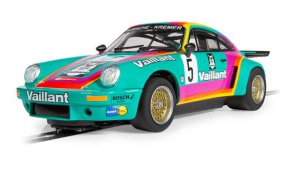 Scalextric C4439 - Porsche 911 3.0 RSR: Vaillant Slot Car - Image 1